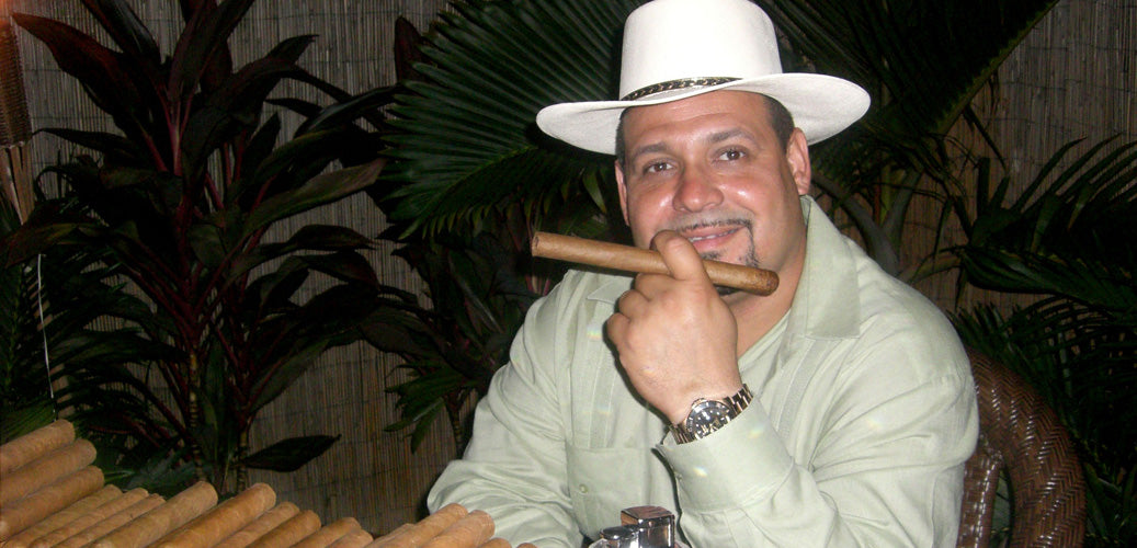 Live Cigar Rolling